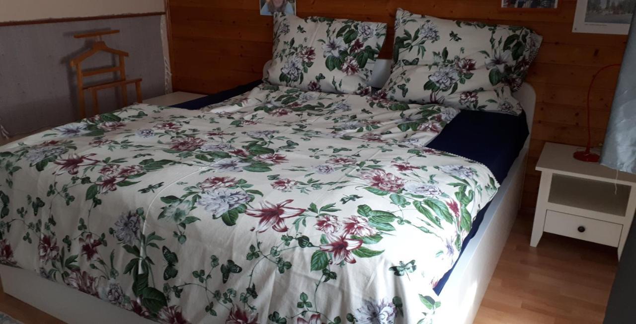 Feher Rozsa Apartman Черсегтомай Экстерьер фото