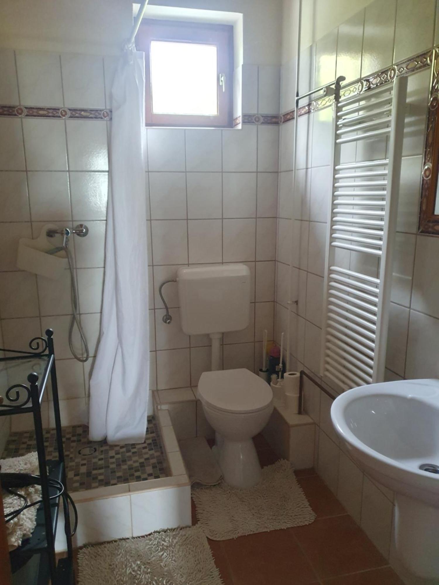 Feher Rozsa Apartman Черсегтомай Экстерьер фото