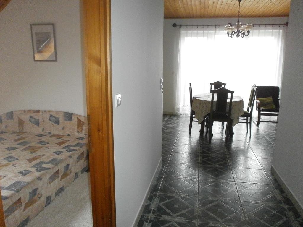 Feher Rozsa Apartman Черсегтомай Экстерьер фото